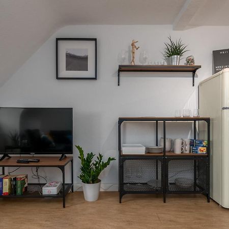 Cassel Lofts - Gemuetliches Apartment Fuer 3 - Naehe Marienkrankenhaus ภายนอก รูปภาพ